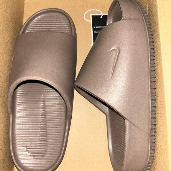 Nike calm slides SIZE 8 - Picture 2 of 4